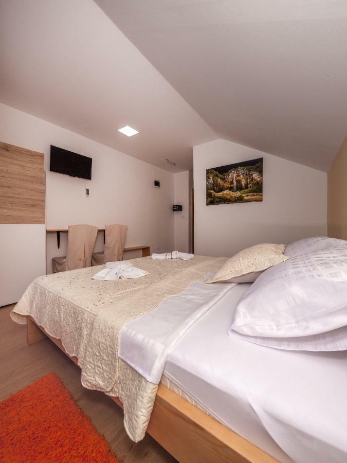 סמולג'אנאק Plitvice Rooms חדר תמונה